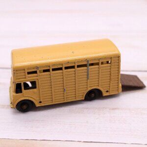 HTF 1963 Budgie Models Cattle Truck Number 22 Made in England